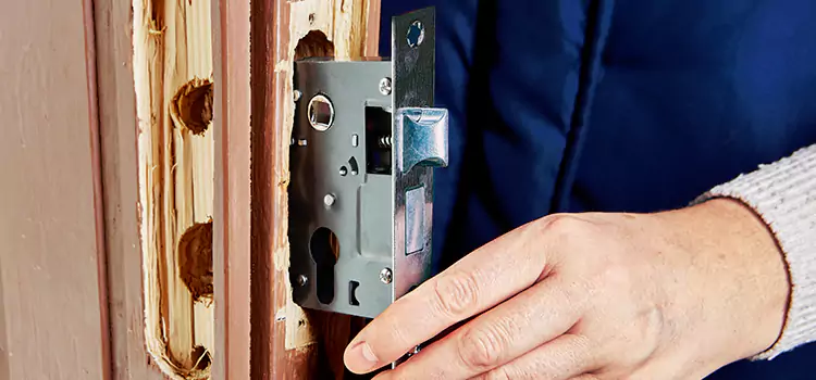 Garage Door Lock Replacement Pico Rivera